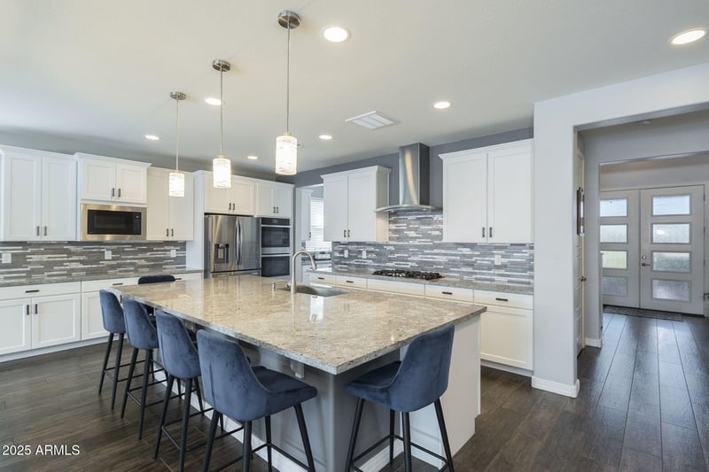 22441 96th Ln, Peoria, AZ 85383