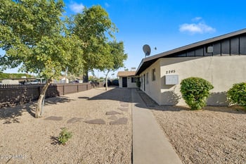 2245 28th St, Phoenix, AZ 85008