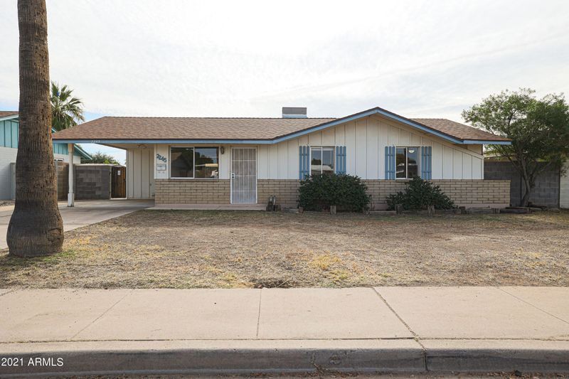 2245 W Larkspur Dr, Phoenix, AZ 85029