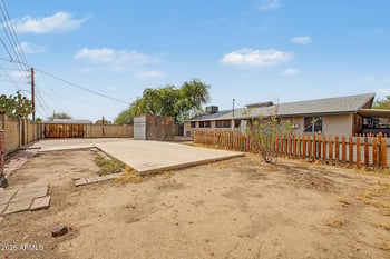 2245 W Osborn Rd, Phoenix, AZ 85015
