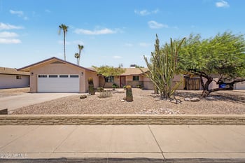 2246 Elmwood St, Mesa, AZ 85213