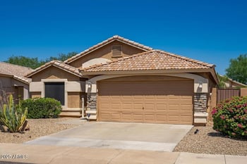 2246 Soft Wind Dr, Phoenix, AZ 85024