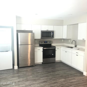 2246 Southern Ave #17, Phoenix, AZ 85041
