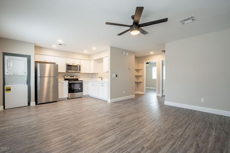2246 W Southern Ave, Phoenix, AZ 85041