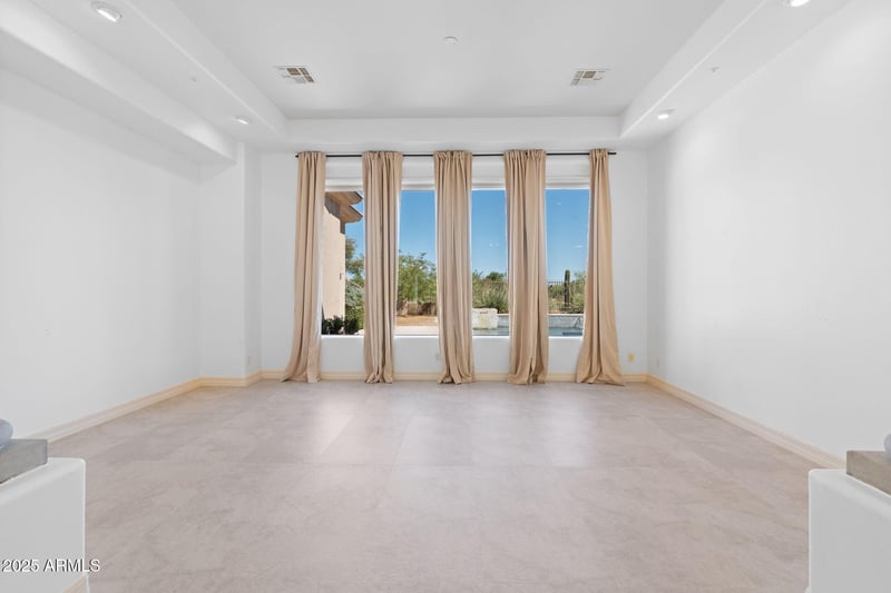 22463 54th St, Phoenix, AZ 85054