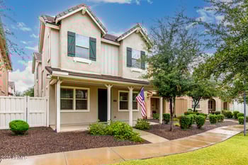 2247 Agnes Ln, Gilbert, AZ 85295