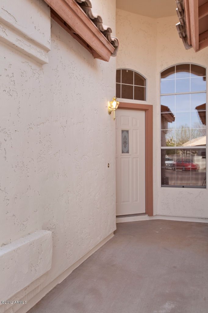 2247 E Robin Ln, Phoenix, AZ 85024