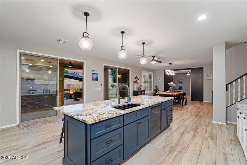 22471 79th Dr, Peoria, AZ 85383