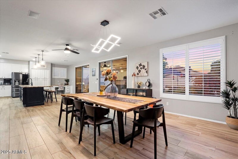 22471 79th Dr, Peoria, AZ 85383