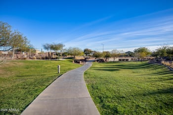 22477 95th Dr, Peoria, AZ 85383
