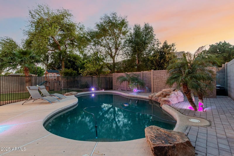 22478 78th Ln, Peoria, AZ 85383