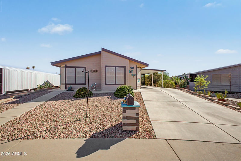 2248 Floyd Dr, Mesa, AZ 85215