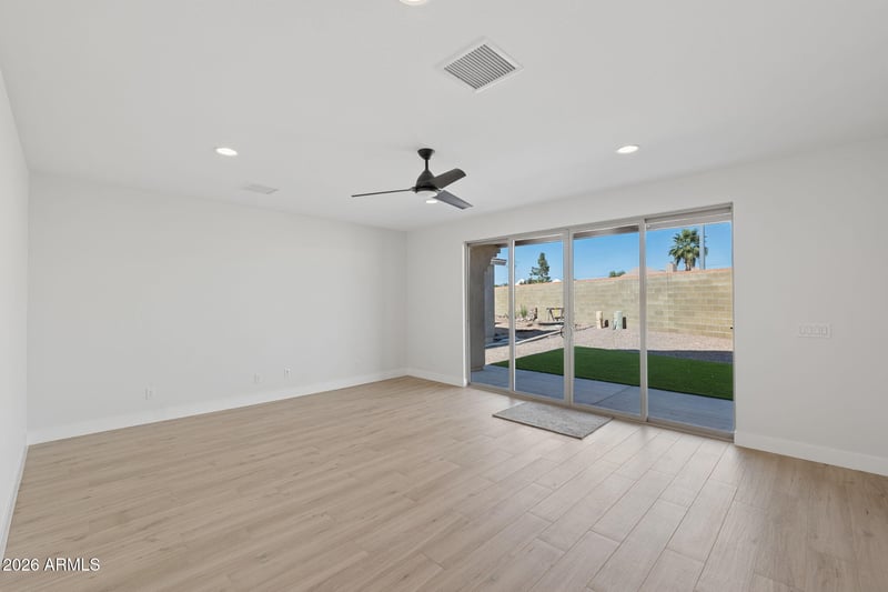 2249 Shannon Way, Mesa, AZ 85215