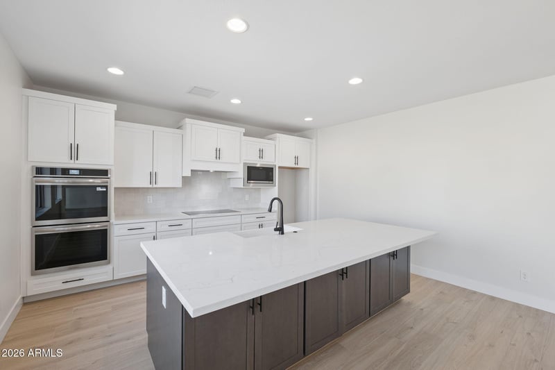 2249 Shannon Way, Mesa, AZ 85215