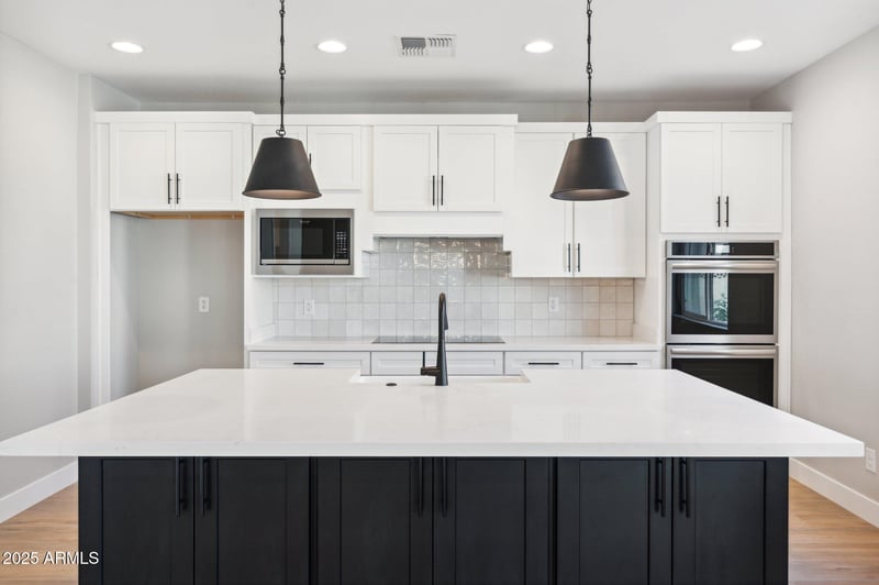 2249 Shannon Way, Mesa, AZ 85215