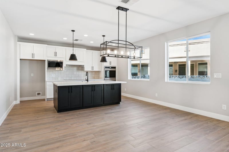 2249 Shannon Way, Mesa, AZ 85215