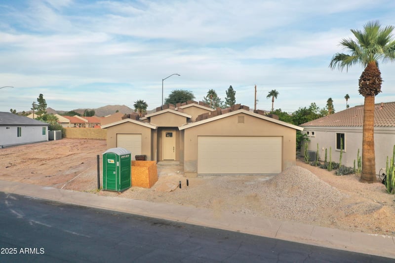 2249 Shannon Way, Mesa, AZ 85215