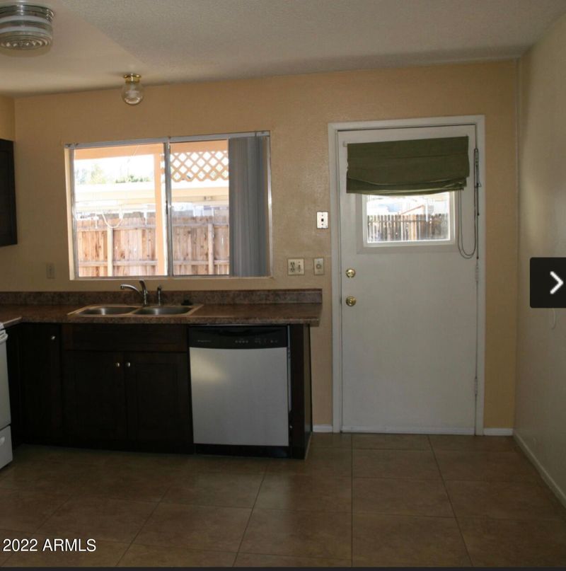 2249 W Carson Dr, Tempe, AZ 85282