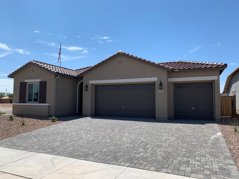 22495 E Russet Rd, Queen Creek, AZ 85142