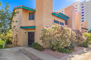 225 1st St #128, Mesa, AZ 85201