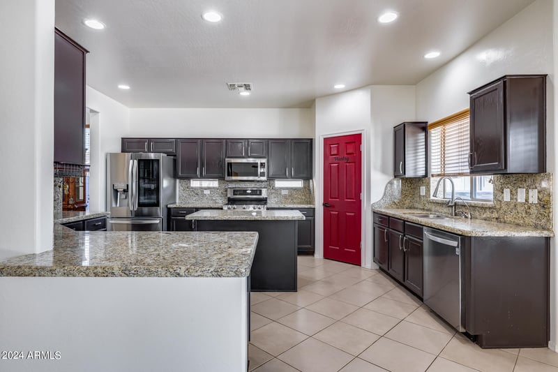 225 236th Ave, Buckeye, AZ 85396
