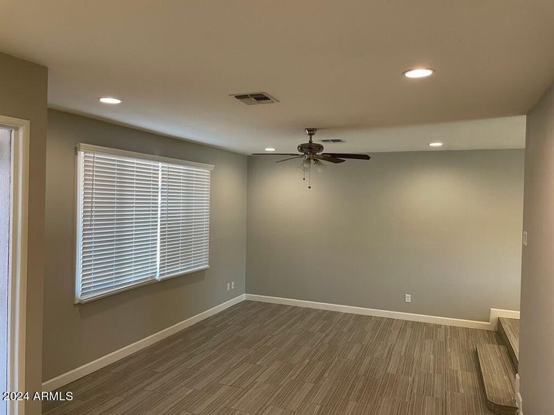225 E Strahan Dr, Tempe, AZ 85283