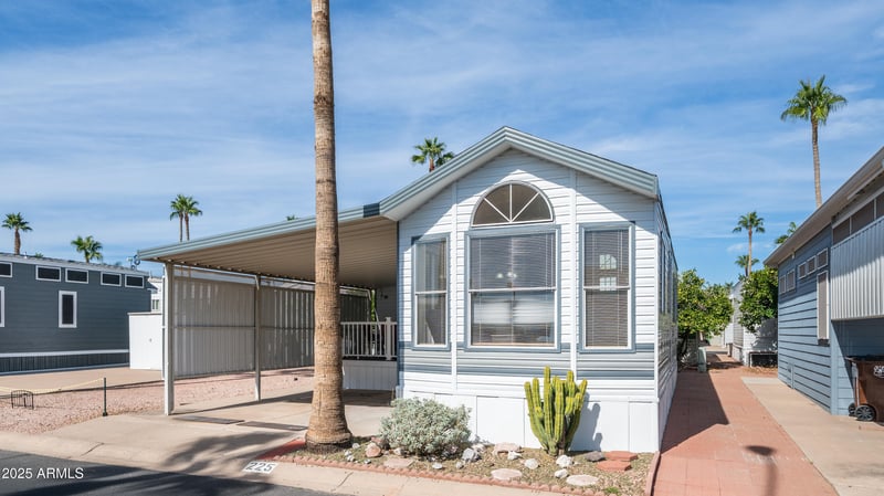 225 Motherlode Dr, Apache Junction, AZ 85119