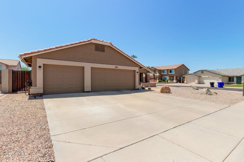 225 Sheffield Ct, Gilbert, AZ 85296