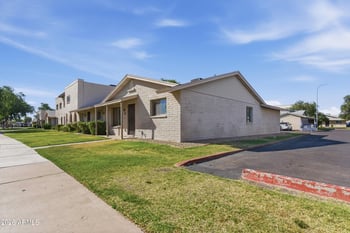 225 Standage St #13, Mesa, AZ 85201