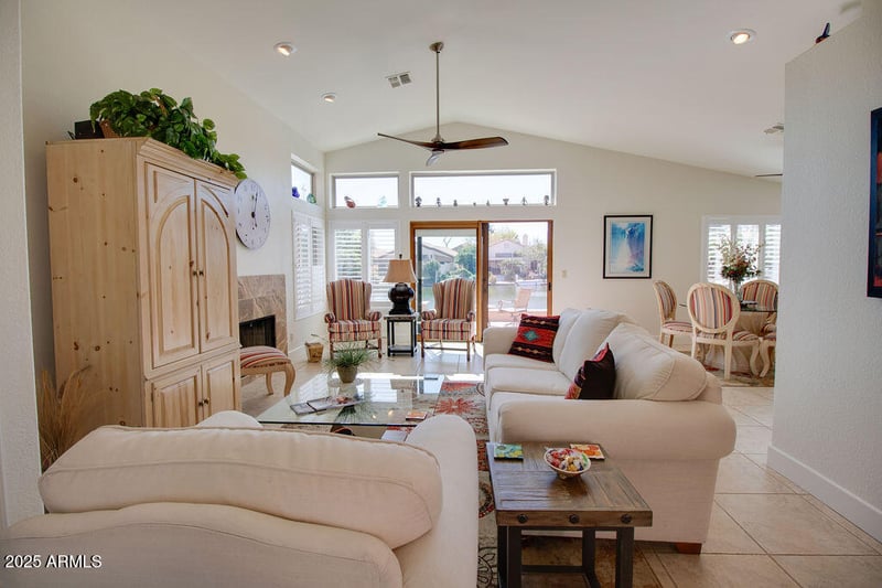 225 Vaughn Ave, Gilbert, AZ 85234