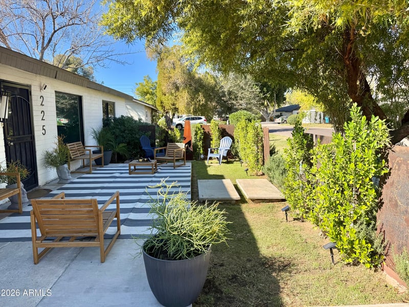 225 W Alice Ave W, Phoenix, AZ 85021