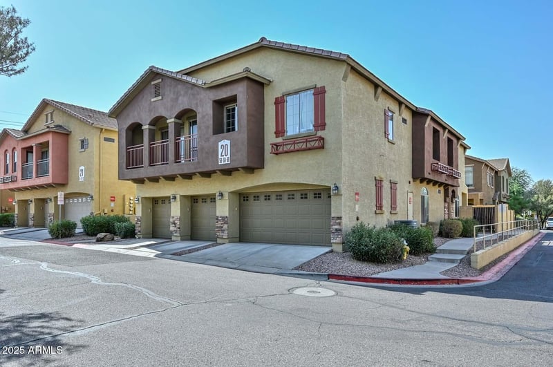2250 Deer Valley Dr #58, Phoenix, AZ 85024