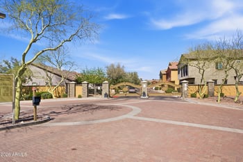 2250 Deer Valley Rd #10, Phoenix, AZ 85024