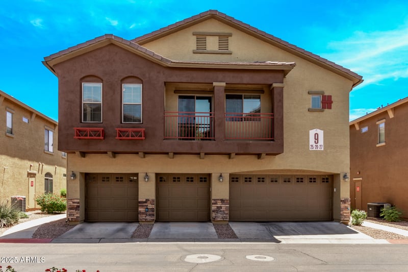 2250 Deer Valley Rd #26, Phoenix, AZ 85024