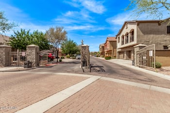 2250 Deer Valley Rd #26, Phoenix, AZ 85024