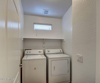 2250 Deer Valley Rd #26, Phoenix, AZ 85024