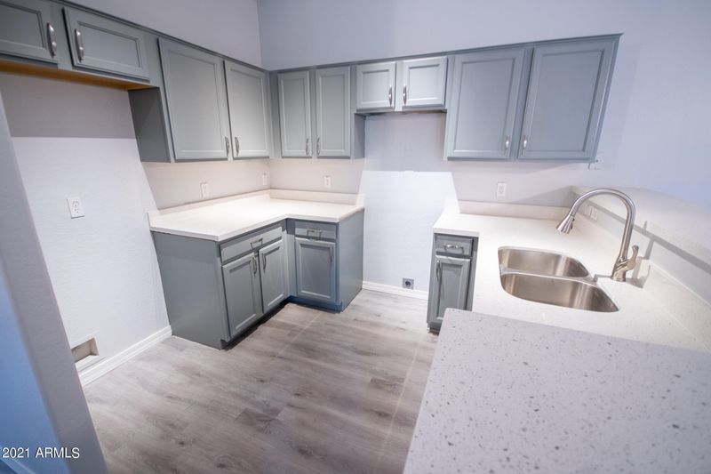 2250 E Deer Valley Rd #79, Phoenix, AZ 85024