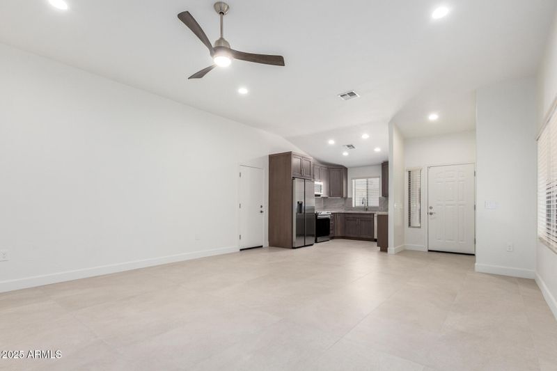 2250 E Deer Valley Rd #96, Phoenix, AZ 85024