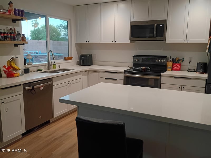 2250 Kathleen Rd, Phoenix, AZ 85022