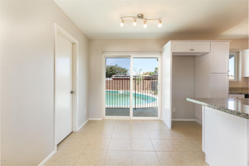 2250 E Marilyn Rd, Phoenix, AZ 85022