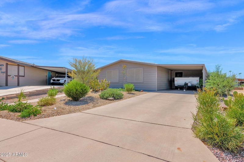 2250 Floyd Dr, Mesa, AZ 85215