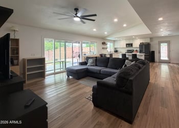 2250 Kathleen Rd, Phoenix, AZ 85022