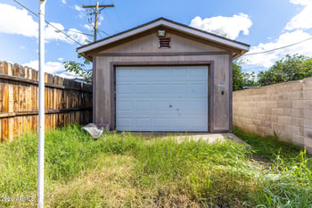 2250 W Augusta Ave, Phoenix, AZ 85021