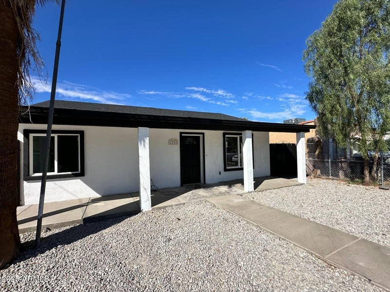 2250 Willetta St, Phoenix, AZ 85006