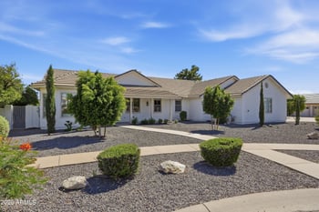 2251 32nd St #7, Mesa, AZ 85213