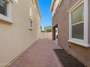 2251 Osborn Ln, Gilbert, AZ 85295