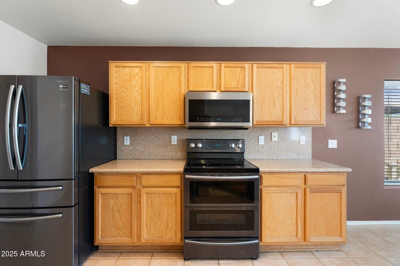 2251 Parkside Ln, Phoenix, AZ 85024