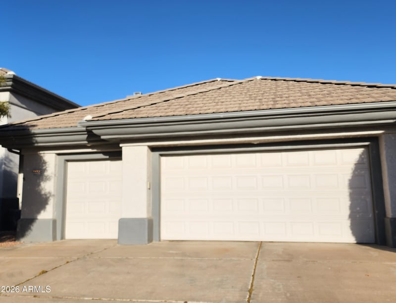 22515 Vega Dr, Sun City West, AZ 85375