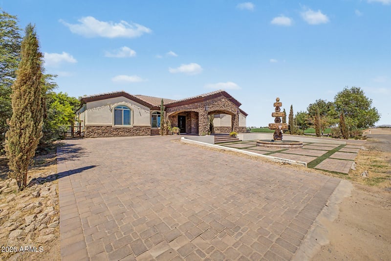 22516 W South Mountain Ave, Buckeye, AZ 85326