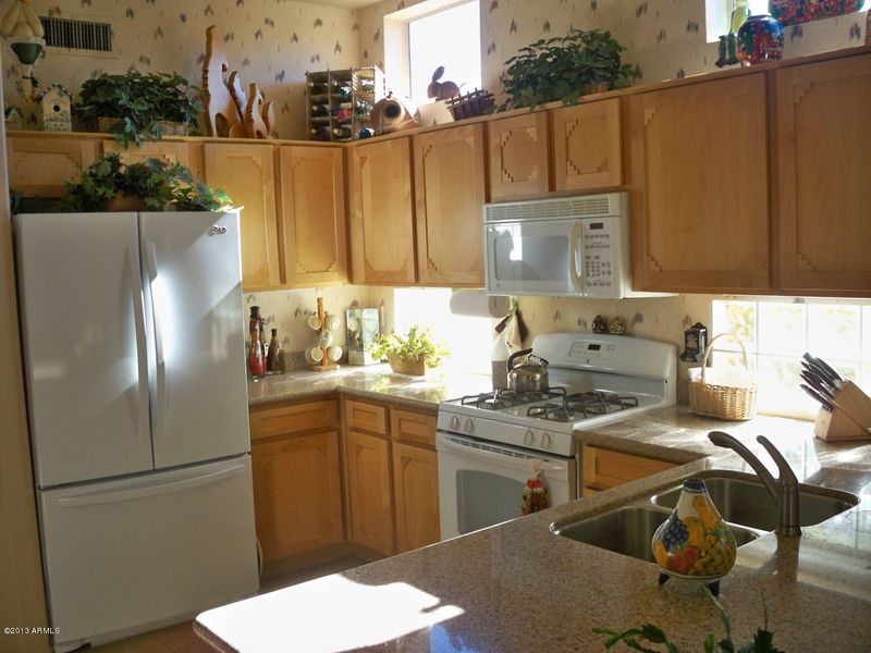 22518 N Las Lomas Ln, Sun City West, AZ 85375